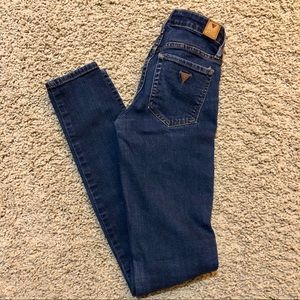 Guess Power Curvy Mid-Rise Skinny Jeans